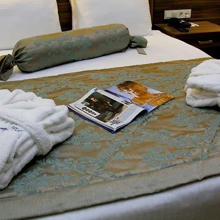 Adanava Готель 4*