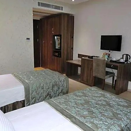 Adanava Hotel 4*