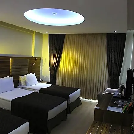 Adanava 4*