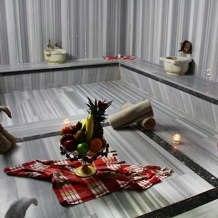 Adanava Готель