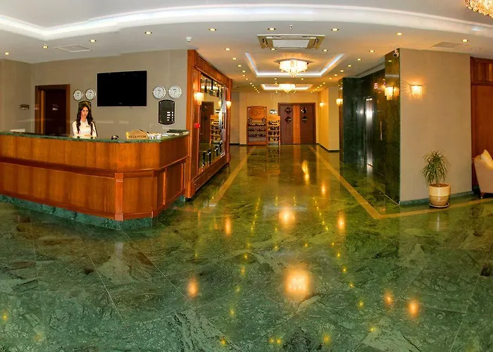 Hotel Adanava 4*